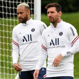 نجما باريس سان جرمان ميسي ونيمار