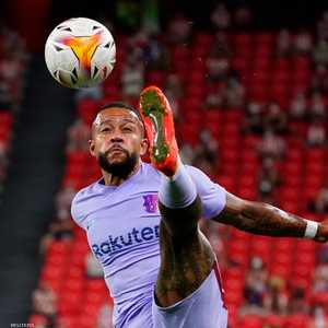 ديباي سجل أول هدف له مع برشلونة