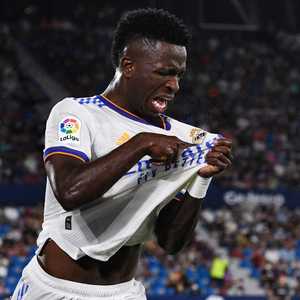 فينيسيوس تألق وسجل هدفين