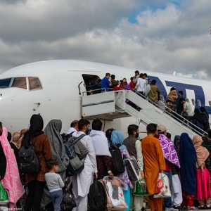 عمليات الإجلاء مستمرة من أفغانستان