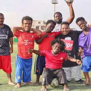 يتكون المنتخب من 12 لاعب