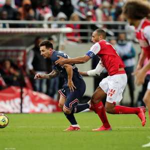 ميسي خلال أول مشاركة له مع سان جيرمان