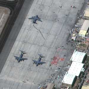 الولايات المتحدة حذرت من التحليق في أجواء أفغانستان