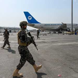 عناصر طالبان في مطار كابل