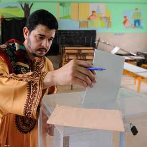 تحرص السلطات على التدقيق في مصادر الحملات الانتخابية،