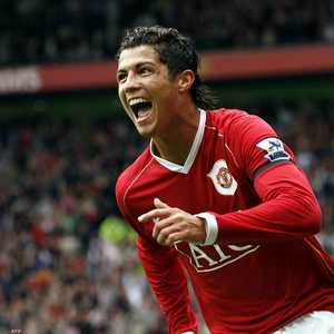 رونالدو بقميص "الشياطين"