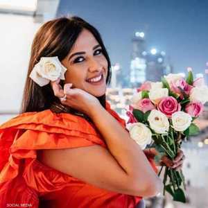 الفنانة ياسمين عبد العزيز