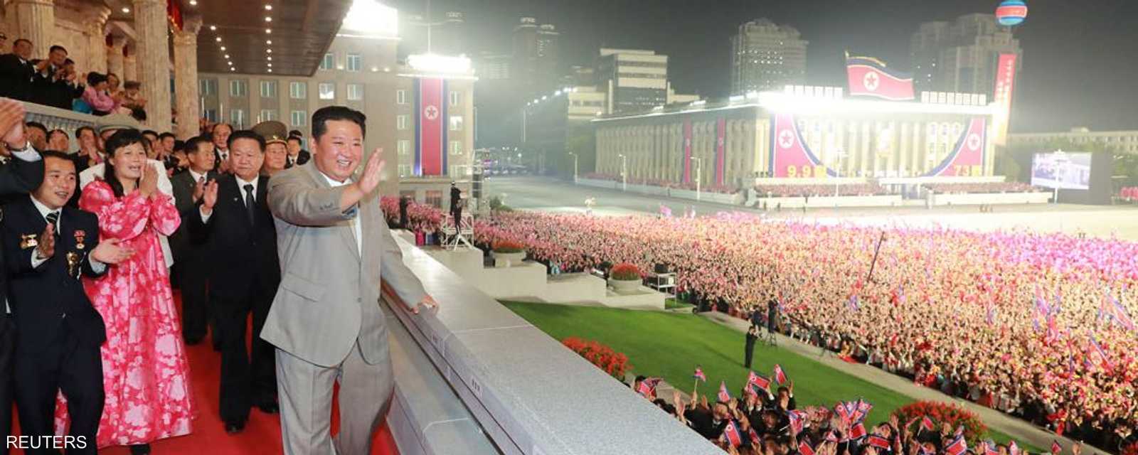 الزعيم كيم يظهر في عرض عسكري "متواضع" للجيش الكوري