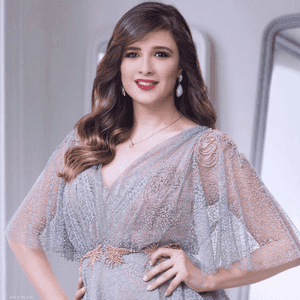 الفنانة المصرية ياسمين عبد العزيز