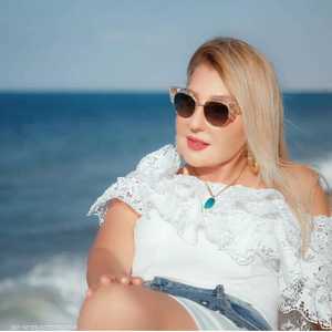 نادية الجندي ضحية التنمر