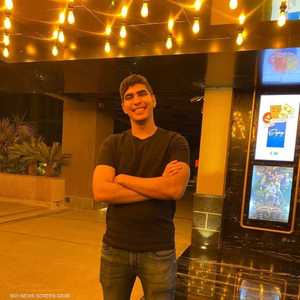 أصغر محترف تعتمده مايكروسوفت في الذكاء الاصطناعي