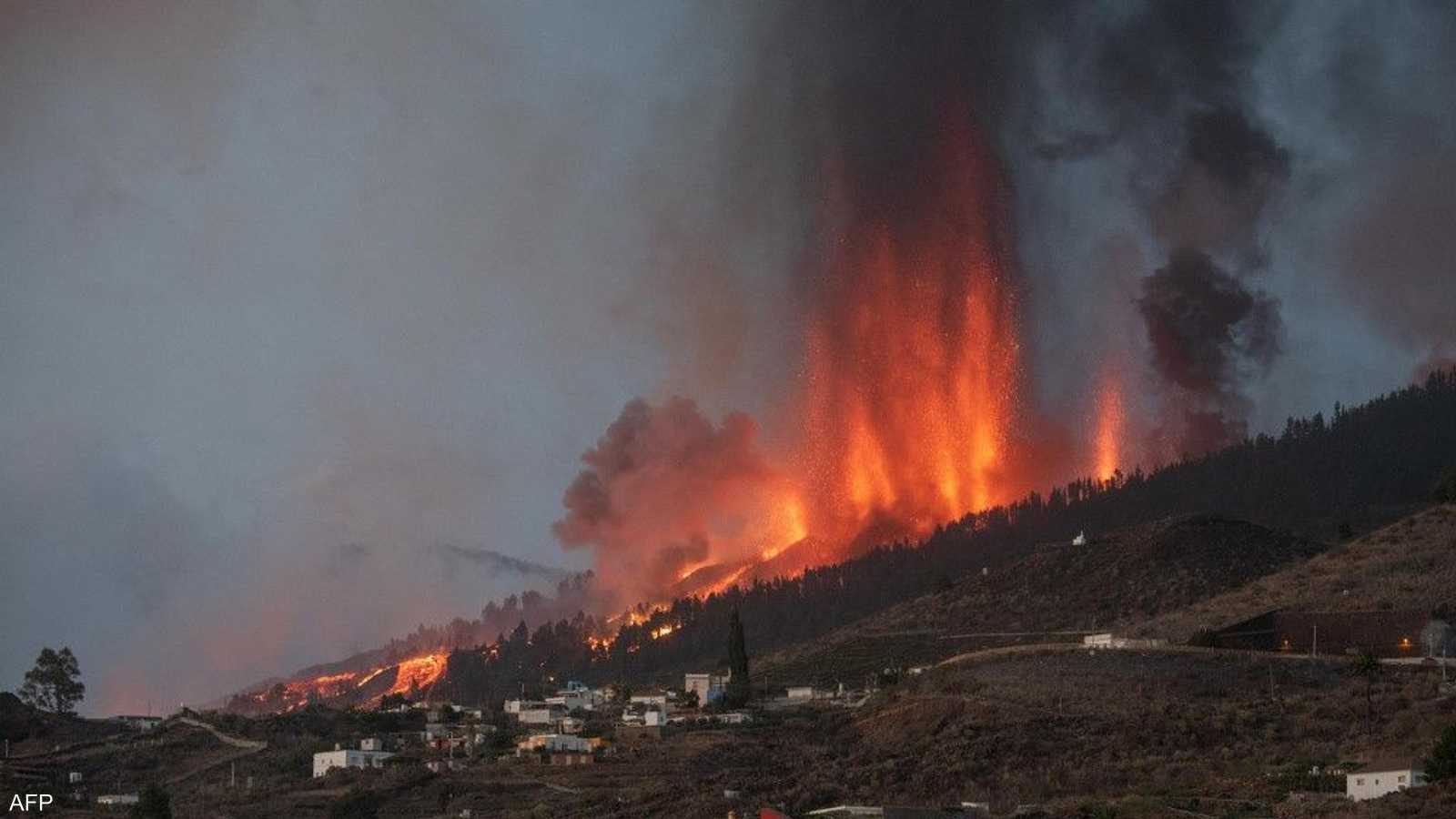 البركان ثار في جزيرة لا بالما الإسبانية