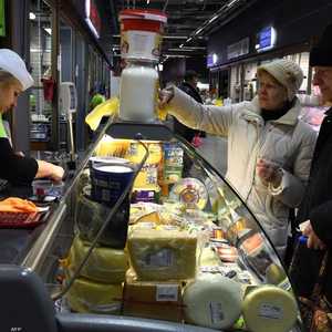 أرشيفية لمتجر متخصص ببيع منتجات الألبان