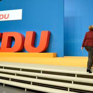 يشكل غياب ميركل تحديا كبيرا على حزبها وفقا لمراقبين