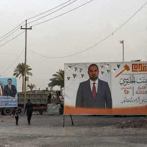 تتسابق الأحزاب العراقية في الترويج لمرشحيها