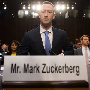 ضربة جديدة لفيسبوك ورئيسه مارك زوكربيرغ من قبل البيت الأبيض