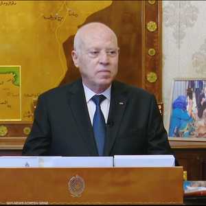 قيس سعيد: هناك من يطلب تدخلا أجنبيا في تونس