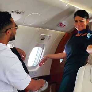 المضيفة الراقصة مع محمد رمضان