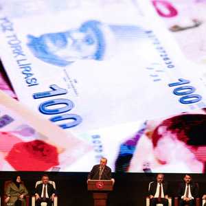 تعتبر العملة التركية الأسوأ أداء بين عملات الأسواق الناشئة
