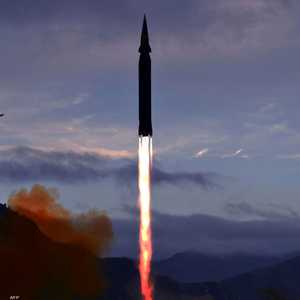 جاء الإطلاق مع وصول حاملة طائرات أميركية إلى كوريا الجنوبية