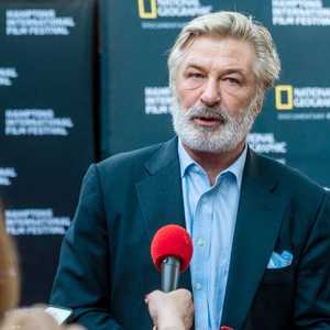 أليك بالدوين في قلب العاصفة