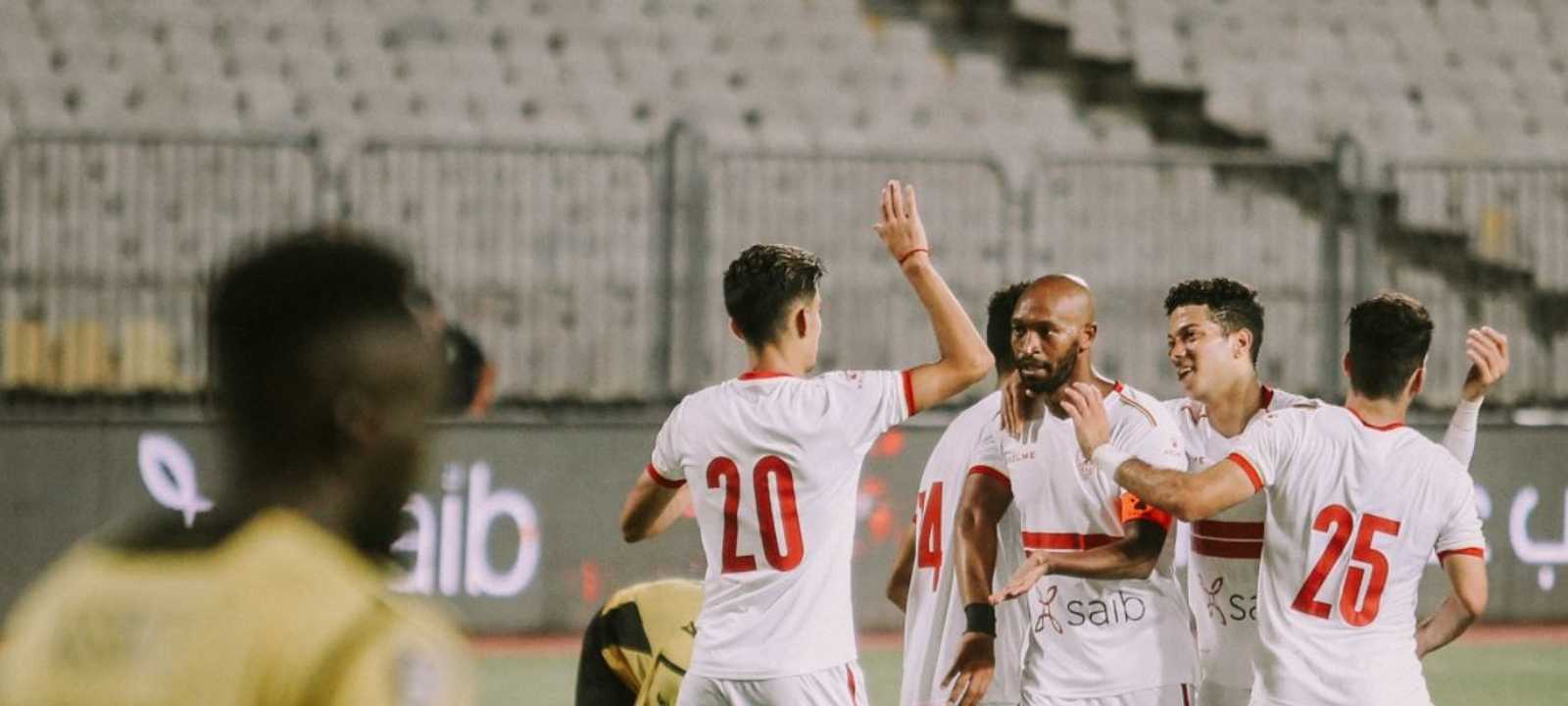 لاعبو الزمالك يحتفلون بالفوز.