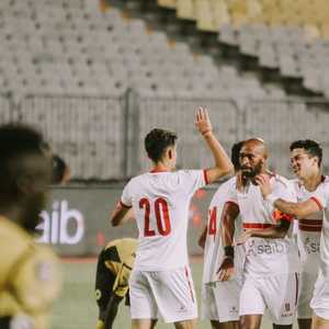 لاعبو الزمالك يحتفلون بالفوز.