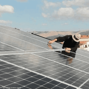الأواح الشمسية في لبنان تلقى رواجا