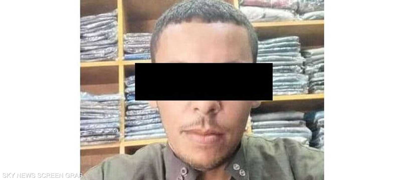 اللص نشر صورته على حساب فيسبوك الخاص بصاحب الهاتف المسروق