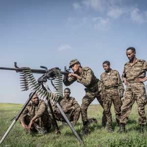 عناصر من الجيش الإثيوبي بالقرب من قندر