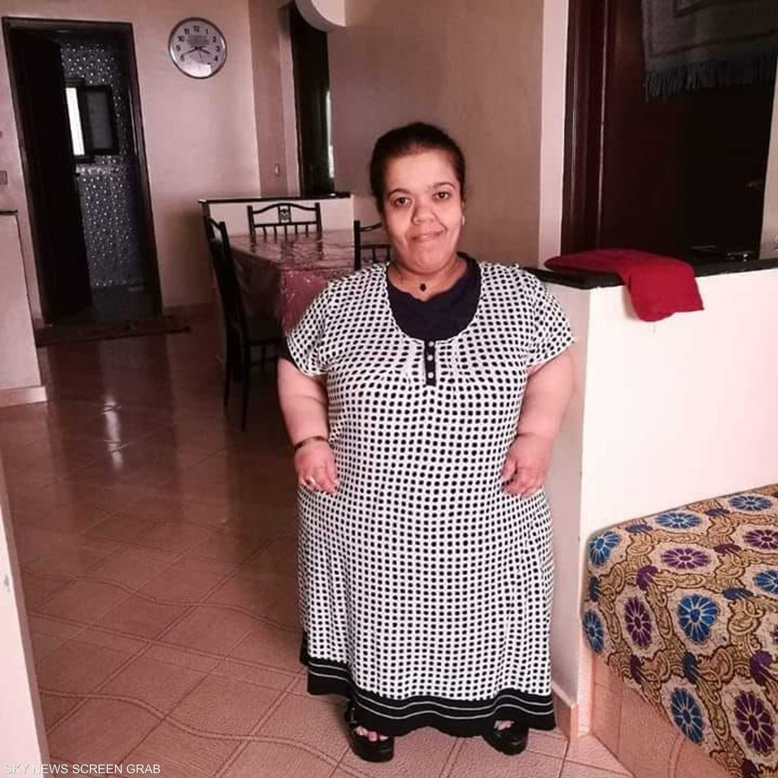 كانت نادية تنزعج من تحديق الناس بها وهي صغيرة