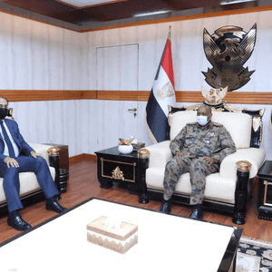 البرهان استقبل وفد الجامعة العربية في الخرطوم