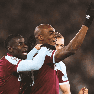 ويست هام سجل 3 أهداف أمام ليفربول