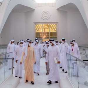 الشيخ محمد بن راشد ووزراء الحكومة الإماراتية في إكسبو دبي.