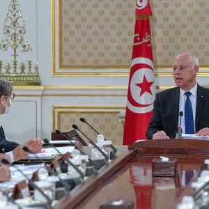 الشارع التونسي يترقب ما سيعلنه سعيد الخميس المقبل.