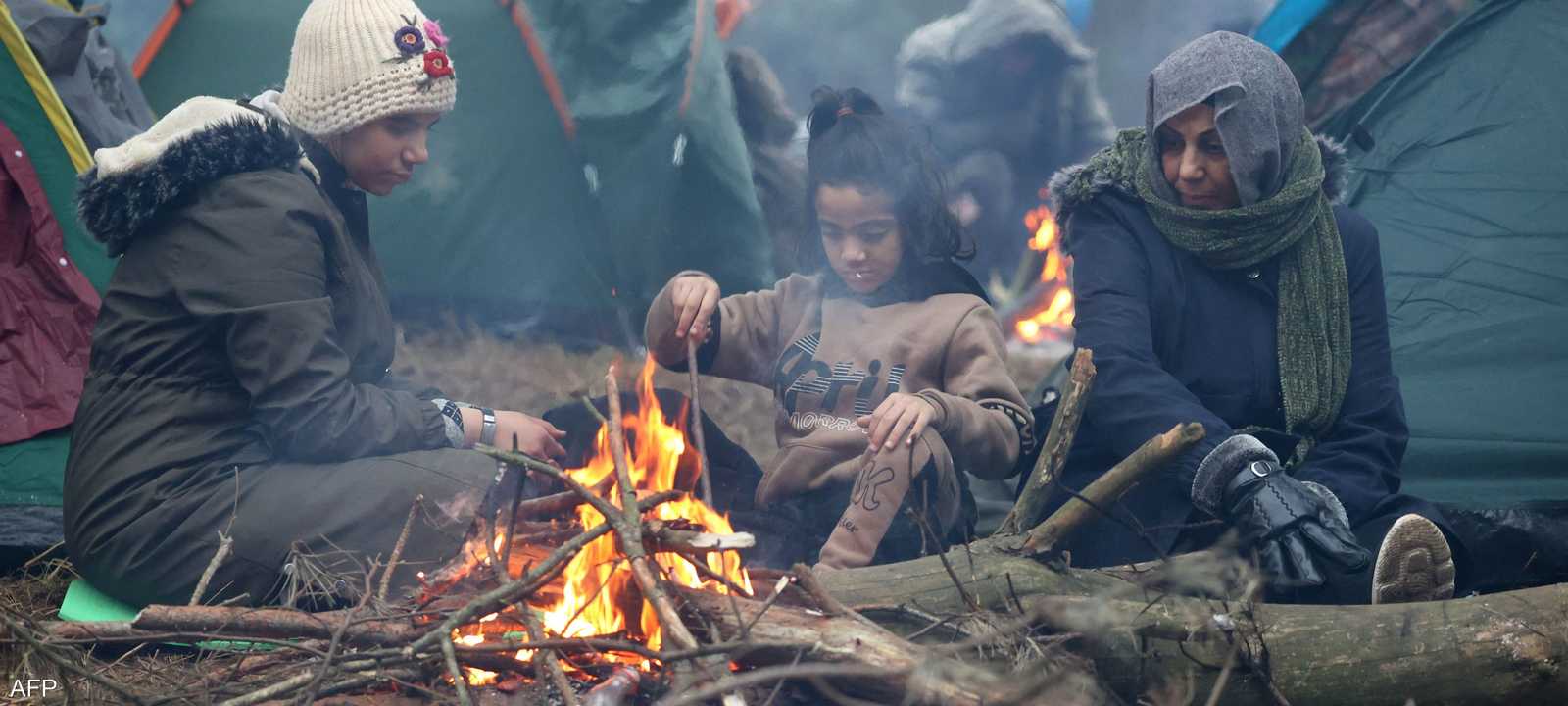 يواجه المهاجرون ظروفا صعبة على الحدود بين بيلاروسيا وبولندا