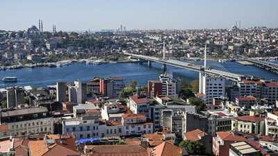 تركيا.. السياحة الأجنبية ترتفع بأكثر من 38 بالمئة في أكتوبر