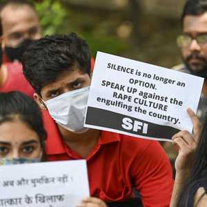 أرشيفية.. مظاهرة تطالب بتشديد العقوبات على المغتصبين