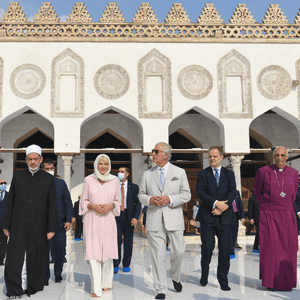 الأمير تشارلز زوزجته كاميلا مع شيخ الأزهر أحمد الطيب