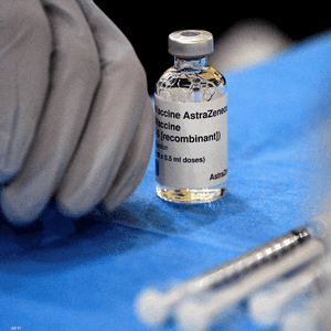 صورة أرشيفية للقاح "أسترازينيكا"