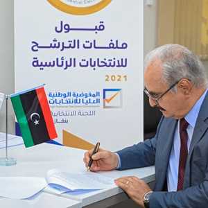 المشير خليفة حفتر أبرز المرشحين للانتخابات الرئاسية في ليبيا
