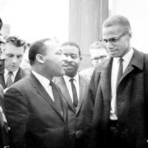 مالكوم إكس بجانب مارتن لوثر كينغ - أرشيفية
