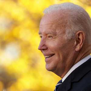 بايدن نقل سلطاته لساعات إلى نائبته هاريس.