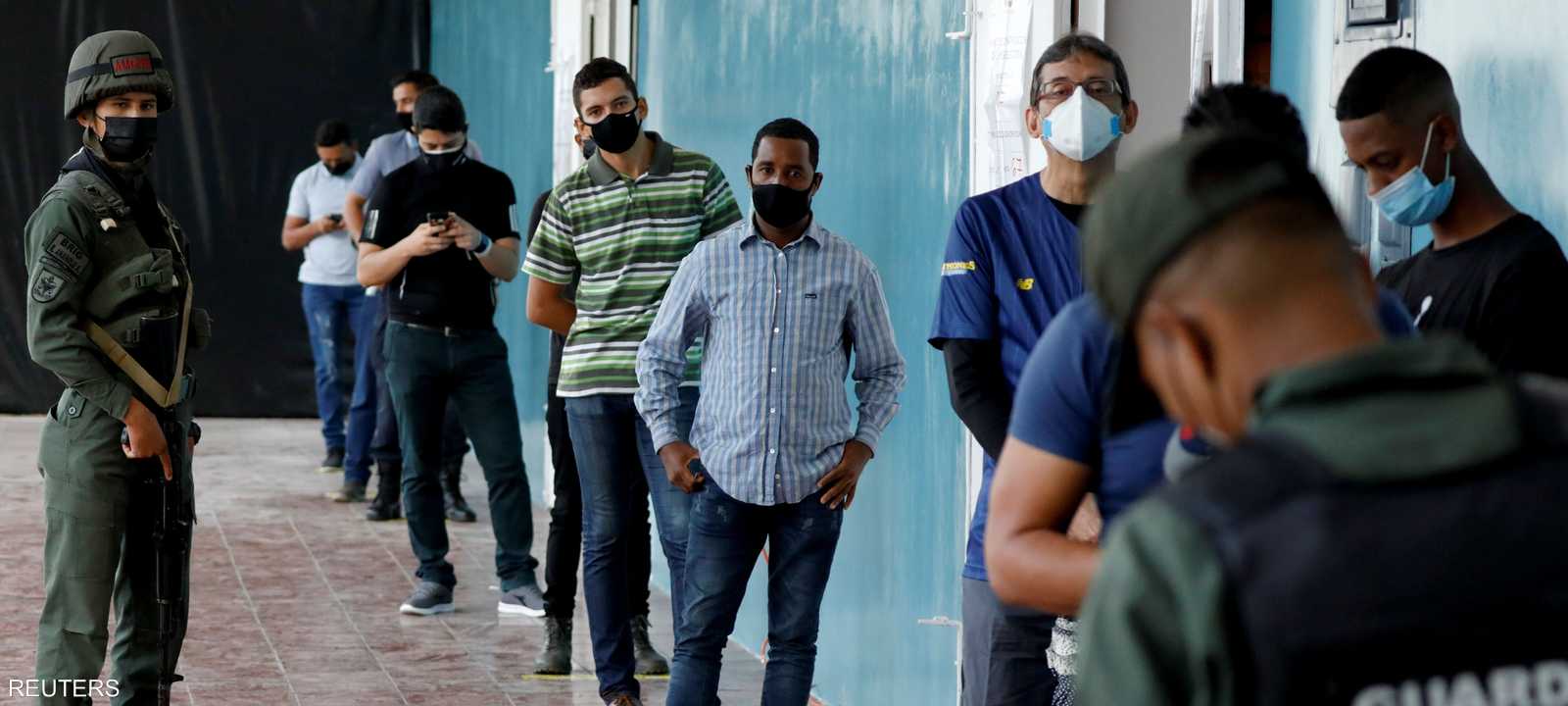 الفنزويليون صوتوا الأحد في انتخابات محلية بمشاركة المعارضة