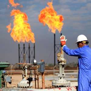 وزارة النفط العراقية تشغّل 125 ألف موظف.. أرشيفية