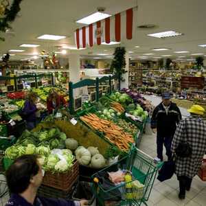 لا يستهلك البشر الكميات الموصى بها من الخضار والفاكهة.