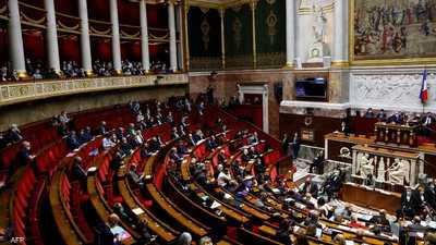 فرنسا.. الجمعية الوطنية تندد بـ"جرائم 1961" في حق الجزائريين