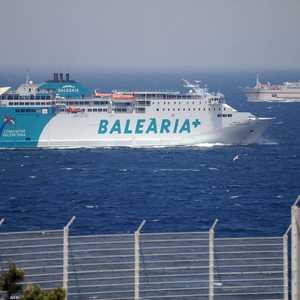 المواصلات التجارية ستتواصل بين البلدين