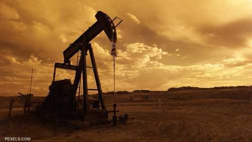 أسعار النفط تأثرت بتفشي فيروس كورونا.