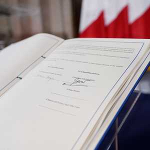 إمضاء ماكرون ودراغي على معاهدة كيرينالي